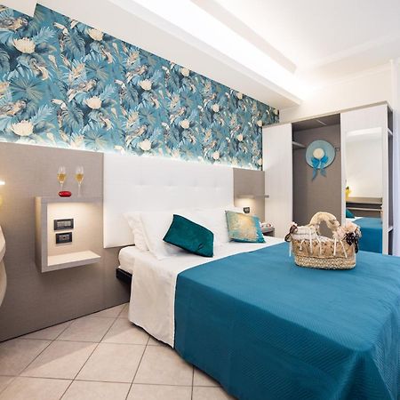 Viva Beach Hotel ริมินี ภายนอก รูปภาพ