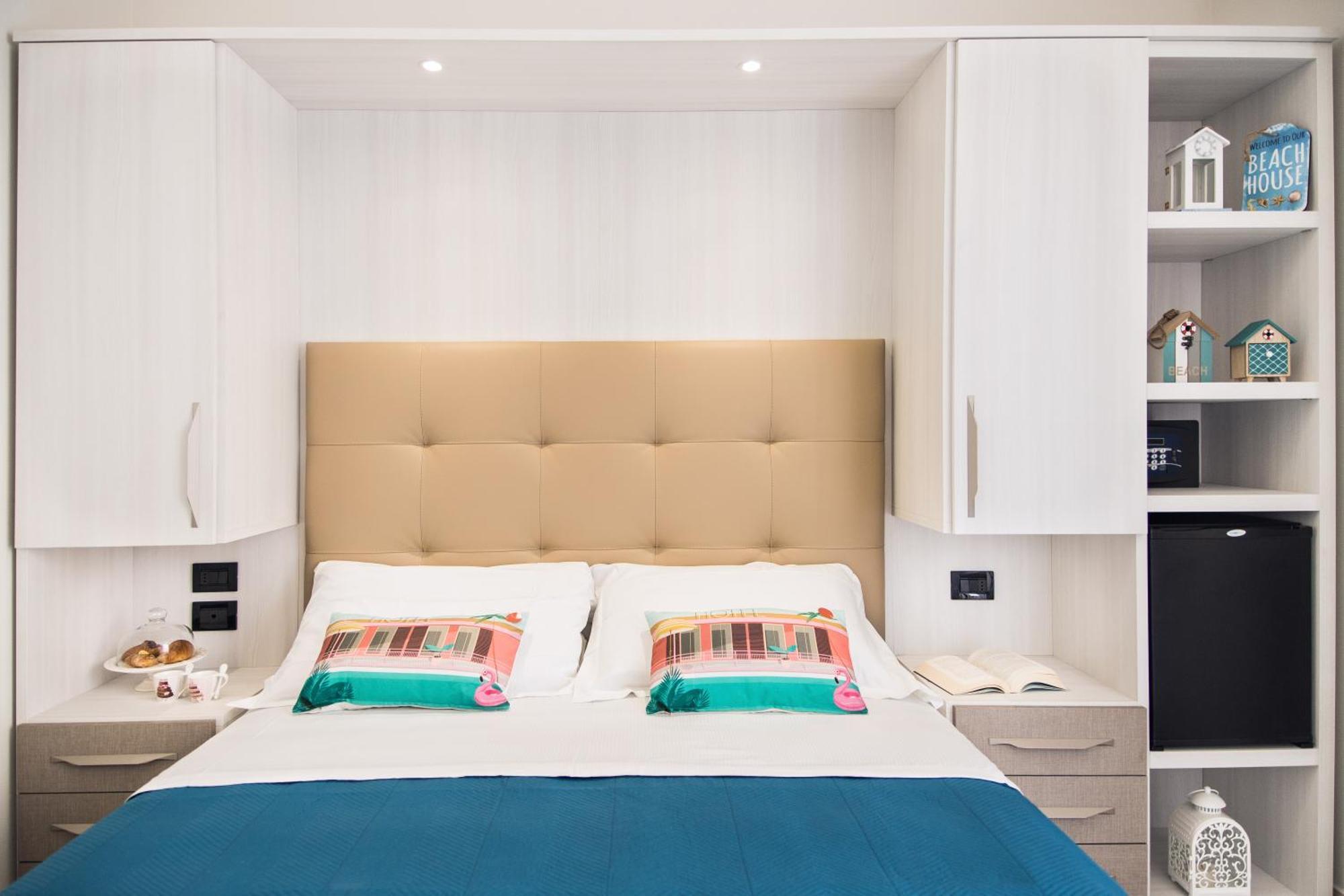Viva Beach Hotel ริมินี ภายนอก รูปภาพ
