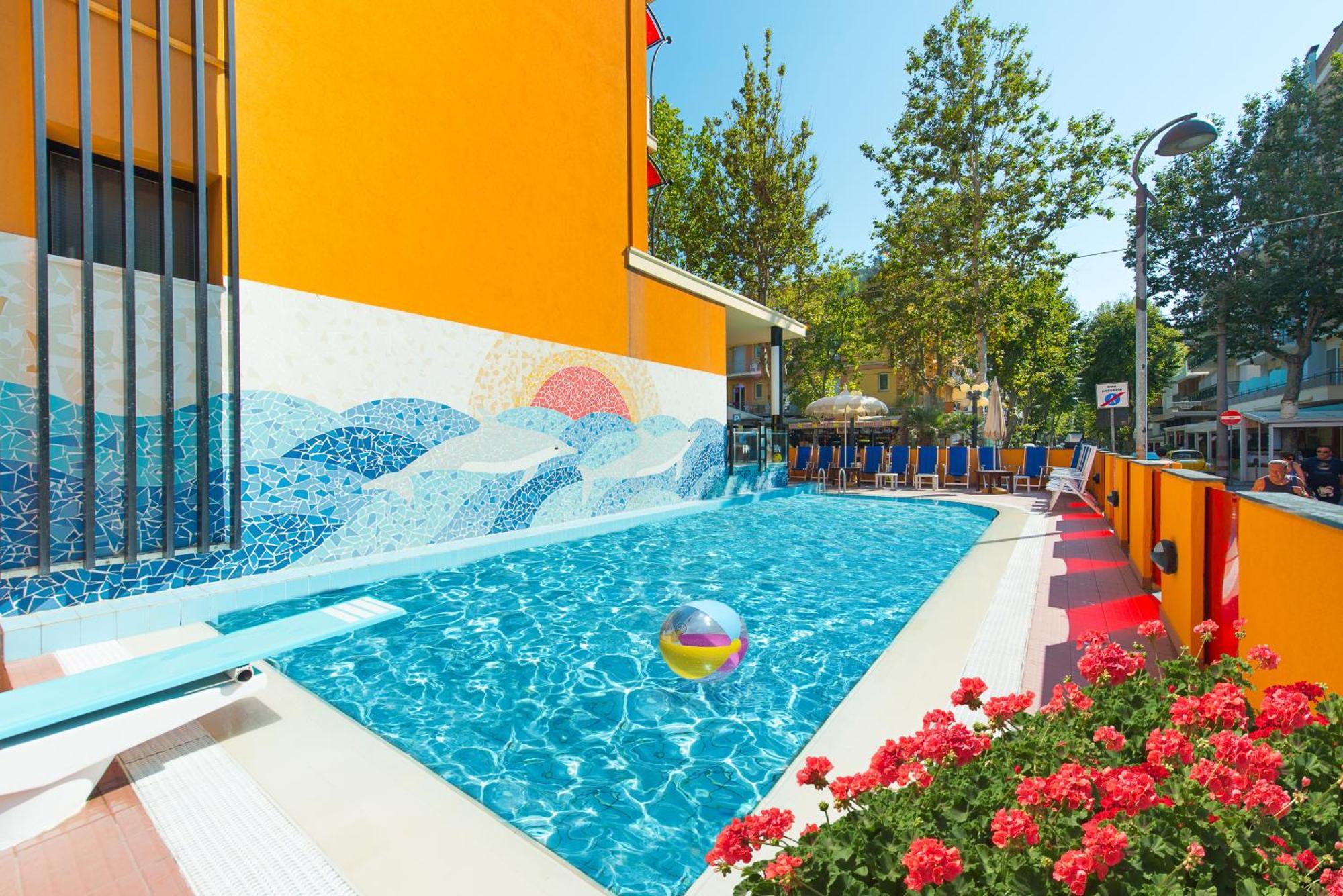 Viva Beach Hotel ริมินี ภายนอก รูปภาพ